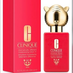 LTD EDITION Lunar New Year Clinique Jumbo Dramatically Different Moisturizing